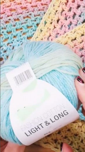 Crochet | Summer Rainbow Gradient Triangle Scarf | Beginner Tutorial