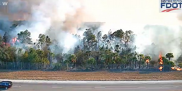 See it: South Florida wildfire explodes in size to 25,000 acres in Everglades