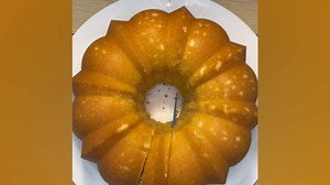 How to make traditional plain bundt cake