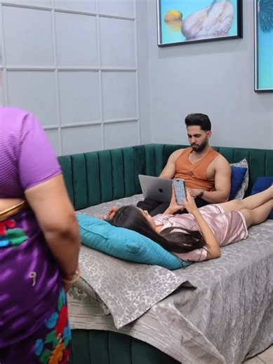 बीबी ने धोखा दिया पति को😔 #hamarikahaniyan #drama #1millionaudition #hhvines #creatorsearchinsights @TikTok @user38551192230 @влада.. @Brooke Monk @Funny video . . attention across multiple platforms, prompting many users to share their thoughts in the comments. ----------------------------------------- Disclaimer: This content is provided strictly for educational and informational purposes, drawing on publicly available sources and eyewitness reports. It is shared in accordance with Article 19