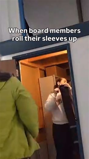 💚 𝗔 𝗵𝘂𝗴𝗲 𝘁𝗵𝗮𝗻𝗸 𝘆𝗼𝘂 𝗳𝗿𝗼𝗺 𝗮𝗹𝗹 𝗼𝗳 𝘂𝘀 𝗮𝘁 𝗘𝗻𝗱𝘂𝗿𝗮𝗻𝗰𝗲 𝗚𝗕 💚 Last week, 𝗞𝗮𝗿𝗮 (our brilliant Office Manager) and members of the Board kindly gave up their time to help us tackle a long-overdue clear-out of our office and lockup – and what a difference it’s made. Thank you to: 👉 𝗟𝗮𝗿𝗶𝘀𝘀𝗮, Chair 👉 𝗔𝗱𝗮𝗺, Groups Director 👉 𝗘𝘀𝘁𝗵𝗲𝗿, Development Director We started by shifting furniture around in the office before heading to the lockup. Everything was