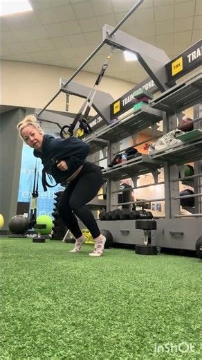 How to do TRX FRONT SQUAT & Power Squats Plyomemtrics Quads Cardio Core