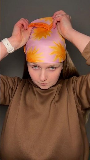 Pink 🎀 or Chic ✨? Easy bandana hack ☀️ #hairstyle #hairtutorial #shorts