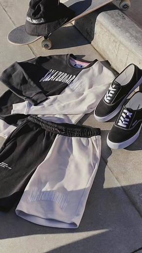 Skater fit #skateboarding #outfitideas #blackandwhite #skatercheck #fypシ #spring