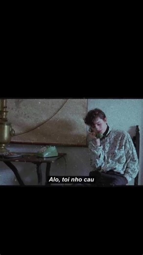 Video của Meu (@meusosad) với bản nhạc nhạc nền - Kim JiHan👸🏻 - Tù Nhân Nhà Vệ Sinh