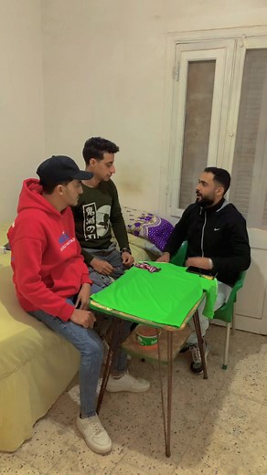 ‏قسم .. اعدل 😂 #ضحك #كوميدي #الشعب_الصيني_ماله_حل😂😂 #foryou