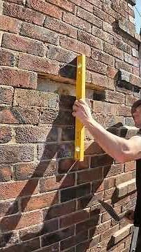 🧱 Badly patched up Brickwork #bricklaying #repair #homemaintenance