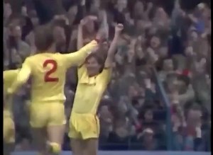 40 years ago today Liverpool and Manchester United fought it out both on and off the pitch in the 1985 FA Cup Semi-Final at Goodison Park #Liverpool #LFC #YNWA #FACup #MUFC #ManUtd | Football in the 70s and 80s