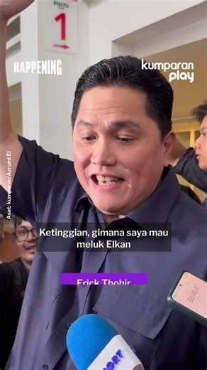 Only a High Five for Elkan Baggott, He's Too Tall to Hug