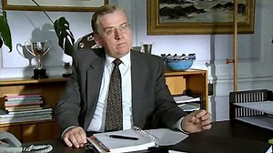 Watch People Like Us Season 1 Episode 6 - The Headteacher