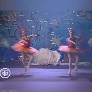 19K views · 3.6K reactions | Tarde de sábado con el Kirov Ballet en The Little Humpbacked Horse ❤❤❤❤ Fuente: balletofrepertoire | Ballet del Occidente | Facebook