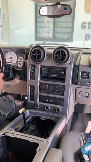 Modificación de Pantalla para Hummer H2: Resultado Final