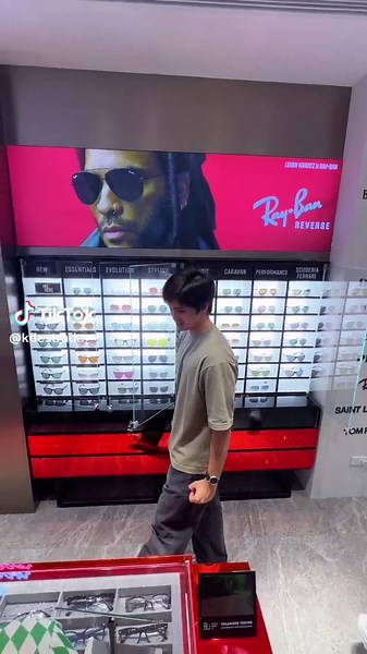 Shades for a Bright Future: Raybans from Vision Express