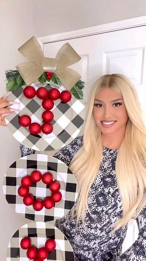 Festive DIY Christmas Crafts & Decor Ideas #DIYChristmasDecor #ChristmasCrafts #HolidayDIY #FestiveHomeDecor | Lou Flores Crafts