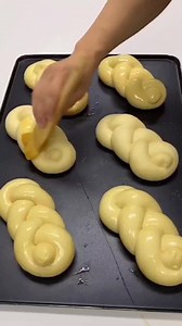 1M views · 13K reactions | Braided brioche bread 殺 preparation In the...