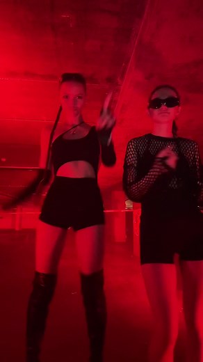 Techno Outfit Ideas for Rave Girls | Dance with Dindin