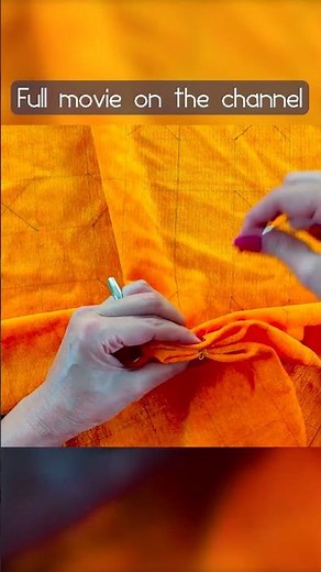 Cute Grid Cushion Tutorial – Easy & Trendy Sewing Idea!