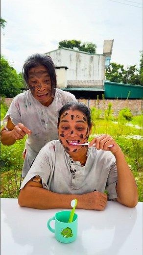 Sisters FIGHT Over Sharing the Same Toothbrush! 😂🪥😱