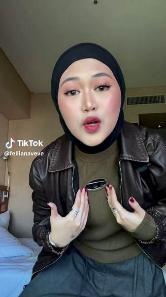 Veve🥀 (@feilianaveve)’s videos with Originalton - cymo - cymo®