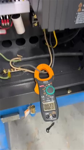 Phantomcncsystems on Instagram: "Running an amp test on the PAMS V05 air compressor. The V05 is a 7HP rotary screw air compressor delivering 21 CFM at 145 PSI. #PhantomCNCSystems #CNCShopLife #AirCompressorTest #RotaryScrewCompressor #ShopAir #CompressedAirSolutions #IndustrialEquipment #MakersGonnaMake #FabricationShop #WoodshopLife #CNCProduction #ShopMaintenance #MachineShopTools #WorkshopSetup #ToolTalk #EngineeringTech #TechTuesday #BehindTheScenesShop #PerformanceTest #7HPCompressor #CFMMa