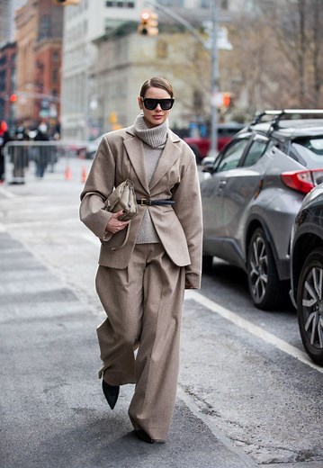 Las 12 mejores mascarillas para pelo seco y encrespado de 2025