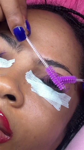 Satisfying Lash Scratching ASMR for Sleep & Relaxation