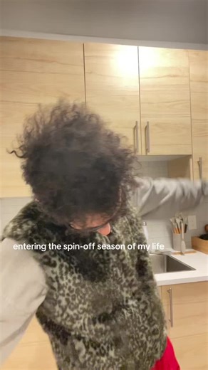 Embracing My Kramer/Hannah Vibes: Life's Spin-Off Season