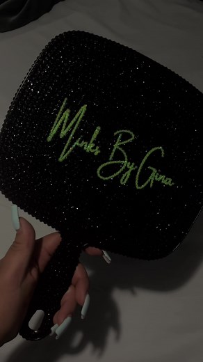 custom mirror for a lash tech 😍 love this concept! 💚 #lasheducator #lashtech #lashtechnician #lashextensions #lashes #lashartist #lashbusiness #fypシ