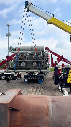 Wasn’t too heavy #bigrigs #trucks #towing #towtruck #heavyduty #tough