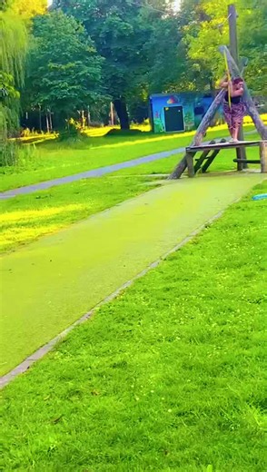 😂😂😂😂🧿