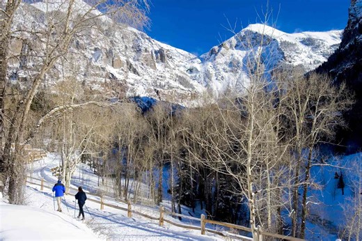 8 of the Most Beautiful Winter Hikes to Take Around the U.S.