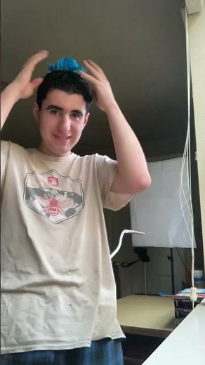 Super Easy Flasher Hat Vine! (Jeremy Shafer)