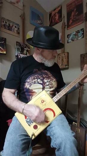 Rocking 3 String Cigar Box Guitar
