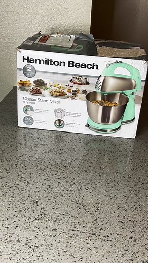 Unboxing the Hamilton Beach Classic Stand Mixer 6 speed with 5 attachment beaters #hamiltonbeach #hamiltonbeachstandmixer #standmixer #baker #productreview #unboxing #musthave #mixer #bakersoftiktok #blackgirlbaking #blackgirl #blackgirlbaking