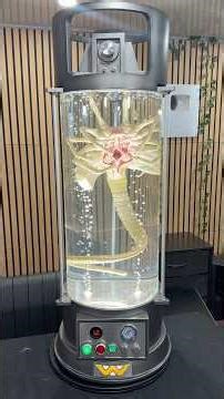Deep tale Facehugger in stasis chamber ! #alien #facehugger
