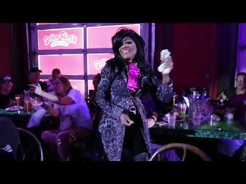 The best Drag brunch in Las Vegas - Señor Frog's