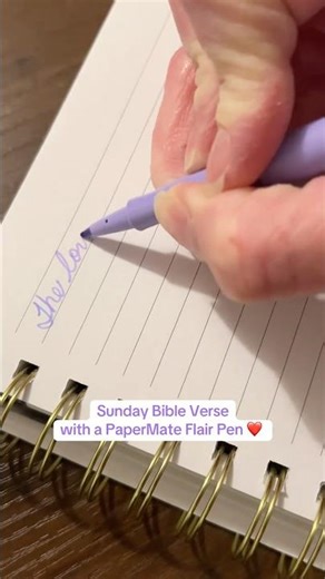 Cursive writing with a PaperMate Flair Pen