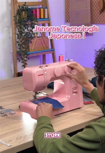 Vendo máquina de coser Janome 3112PK rosada 💗 Marca japonesa, conocida por su calidad y duración. Ideal para principiantes y para emprendedoras que quieren trabajar con una máquina confiable. ✅ Puntadas precisas y suaves ✅ Construcción resistente ✅ Perfecta para arreglos, pijamas, lencería y más ✅ Contamos con respaldo en repuestos (agujas, prensatelas, bobinas y accesorios) Estoy en [tu ciudad]. Escríbeme por DM o WhatsApp 3006296642 y te envío precio, fotos detalladas y todo lo que incluye. �