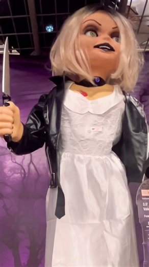 Child's Play Bride of Chucky #halloween #chucky #halloweendecor