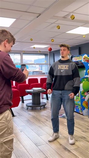 Milton Avenue on Instagram: "Quand t’as rien vendu du mois… mais que l’algorithme, lui, veut quand même te voir danser 💃🕺"