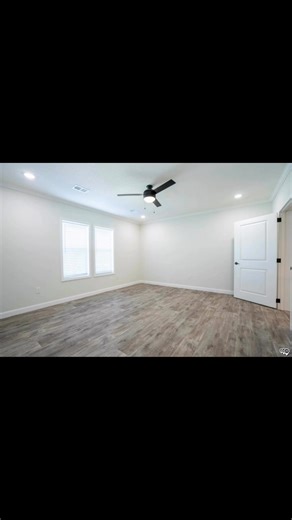 The Prime 2060, thoughtfully crafted by Sunshine Homes, offers an expansive retreat with 1980 square feet of space, comprising 3 bedrooms and 2 bathrooms. With its open floorplan design, this home effortlessly connects the kitchen, dining room, and living room, crafting an extensive and well-balanced living haven. Discover a flawless fusion of elegance and coziness within the 2060. | Marty Wright Home Sales - Laurel Hill