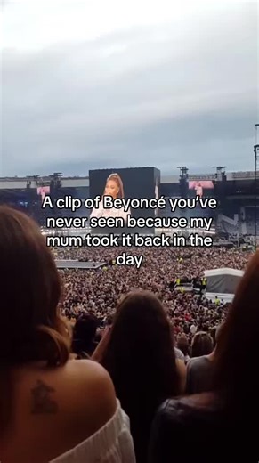 Rare Clip of Beyoncé's Live Performance