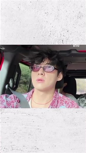 V jeep chalate huye kitna cute , handsome, gorgeous and adorable lag rha h hyy me mar java 🥰🤭