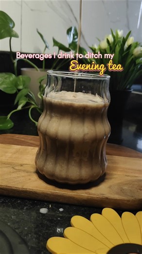 Protein rich banana shake 🤤 #protienrich #protienshake #bananashake #beverages #recipeshorts