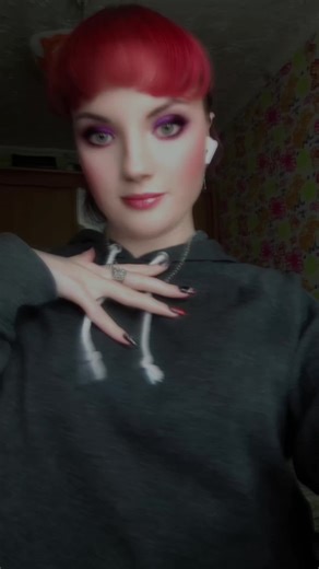 Erlanda Emo Girl❤️❤️🖤🖤🖤 (@erlanda_20_21)’s videos with original sound - cal🦇