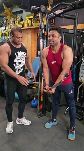 Rajaet Goel- IFBB PRO | Fitness Educator | Prep Coach on Instagram: "BRO STRENGTH💪💪 There is no age factor to become better for yourself and especially for your family. My younger brother started at the age of 36, and today, at the age of 37, he is all together a different person feeling more confident than ever."