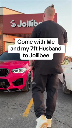 7'0 Viking Husband Takes Us to Jollibee