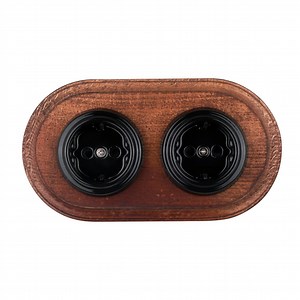 [Hot Item] Electric Vintage EU German Porcelain Socket with Wooden Frame