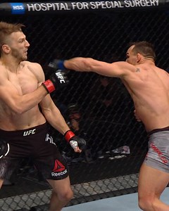 1.9M views · 12K reactions | Chandler! McGregor! Silva! We've pulled up the flashiest debuts to date...  Don't miss Chandler's #UFC262 return in Houston: https://bit.ly/31zREVZ | UFC | Facebook