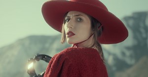 Aldous Harding Has Announced Her Return To Australia Next Year